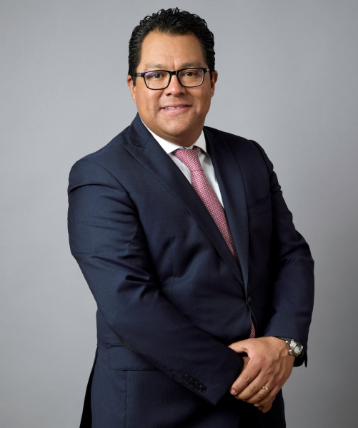 Juan Ramón Carcaño L